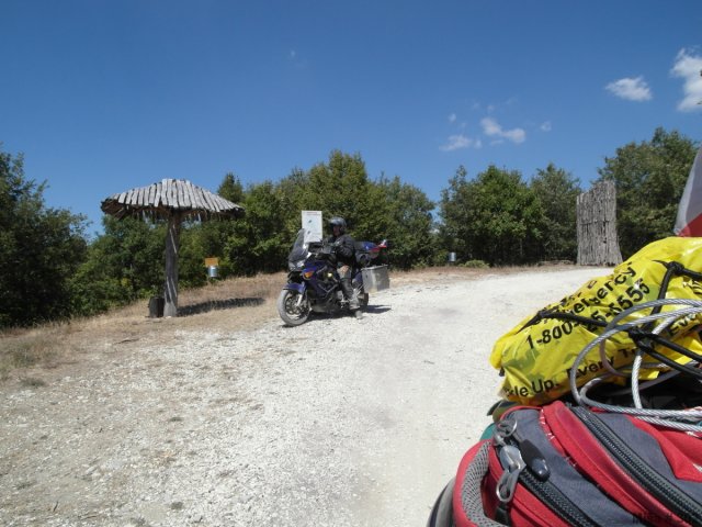 Albánií křížem krážem