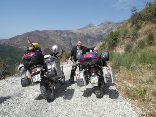 Albánií křížem krážem