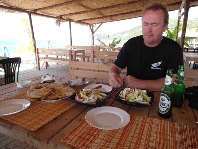 Albánií křížem krážem