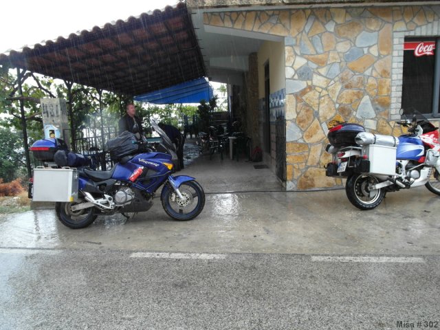 Albánií křížem krážem