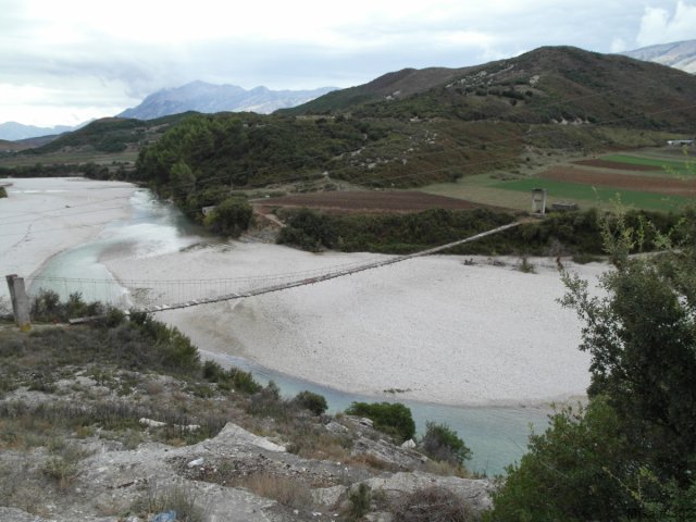 Albánií křížem krážem