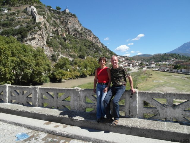 Albánií křížem krážem