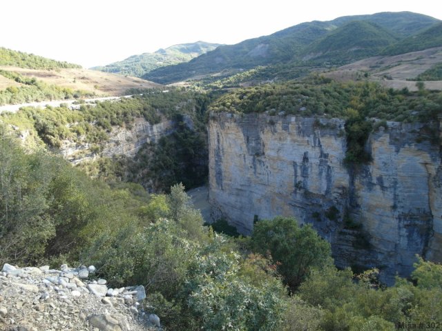 Albánií křížem krážem