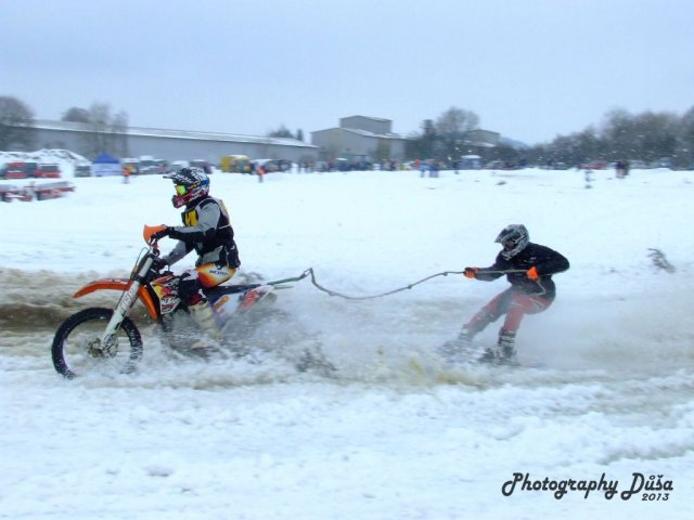 Motoskijöring Dolní Hořice 24.2.2013  